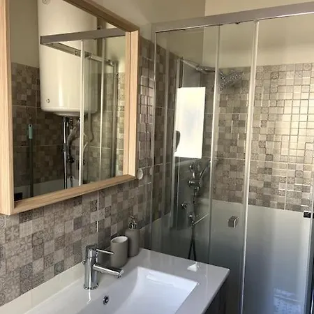 Ferrel Beach アパート フェレル